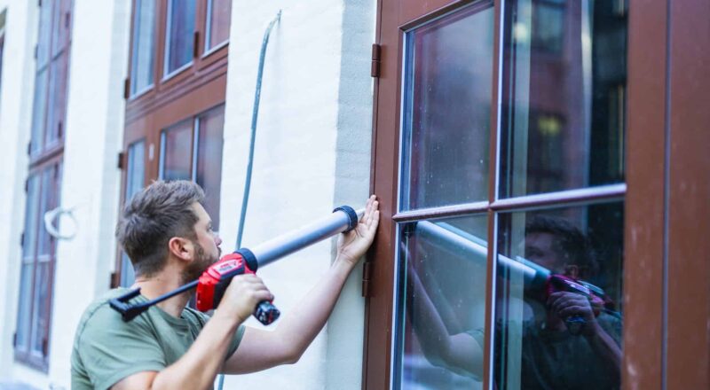 Undgå træk og fugtskader med korrekt vinduesfugning